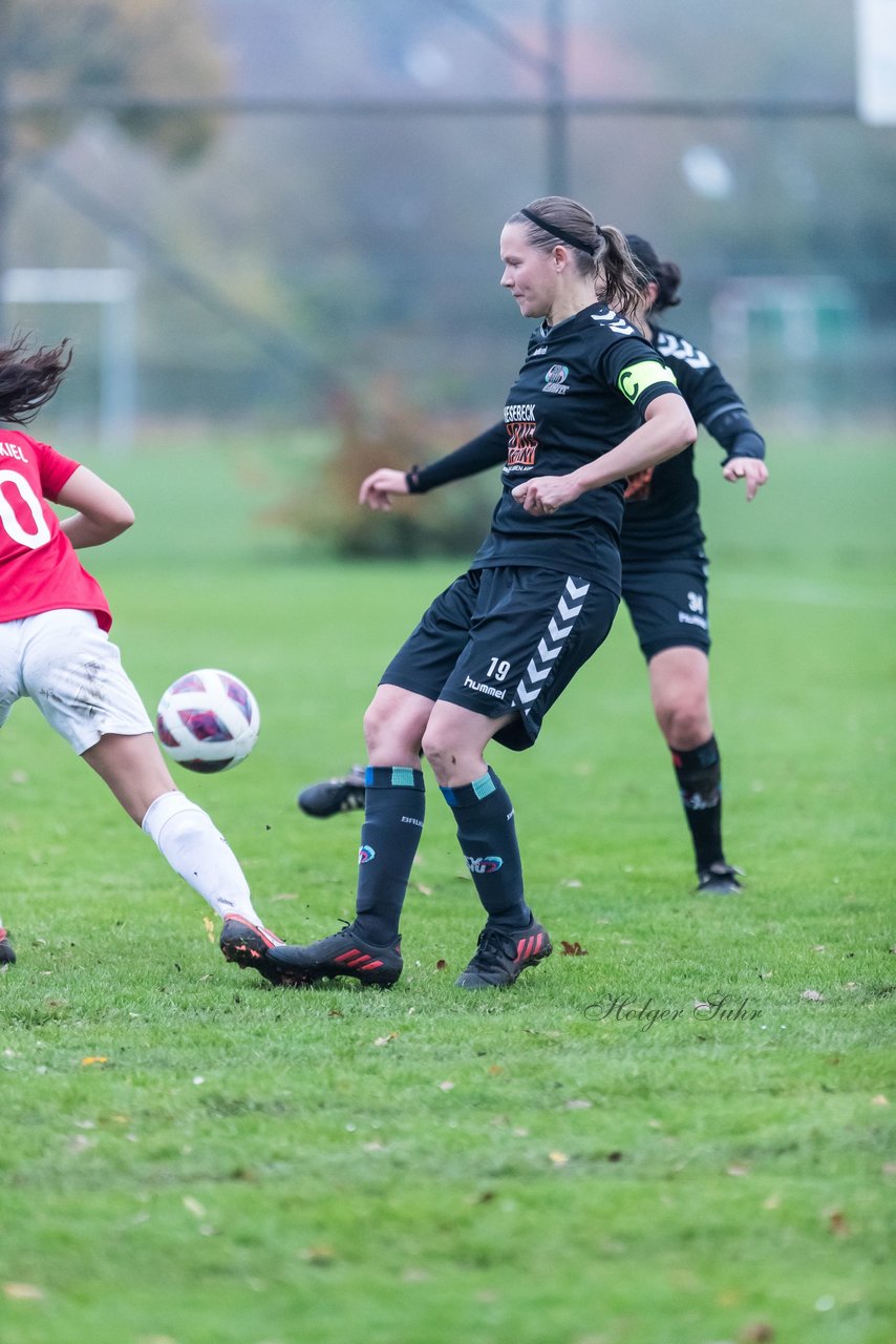 Bild 328 - F SV Henstedt Ulzburg2 - SSG Rot Schwarz Kiel : Ergebnis: 3:2